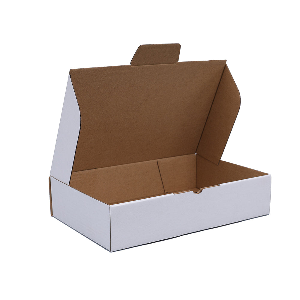 230 x 120 x 70mm Die cut White Mailing Box B216D