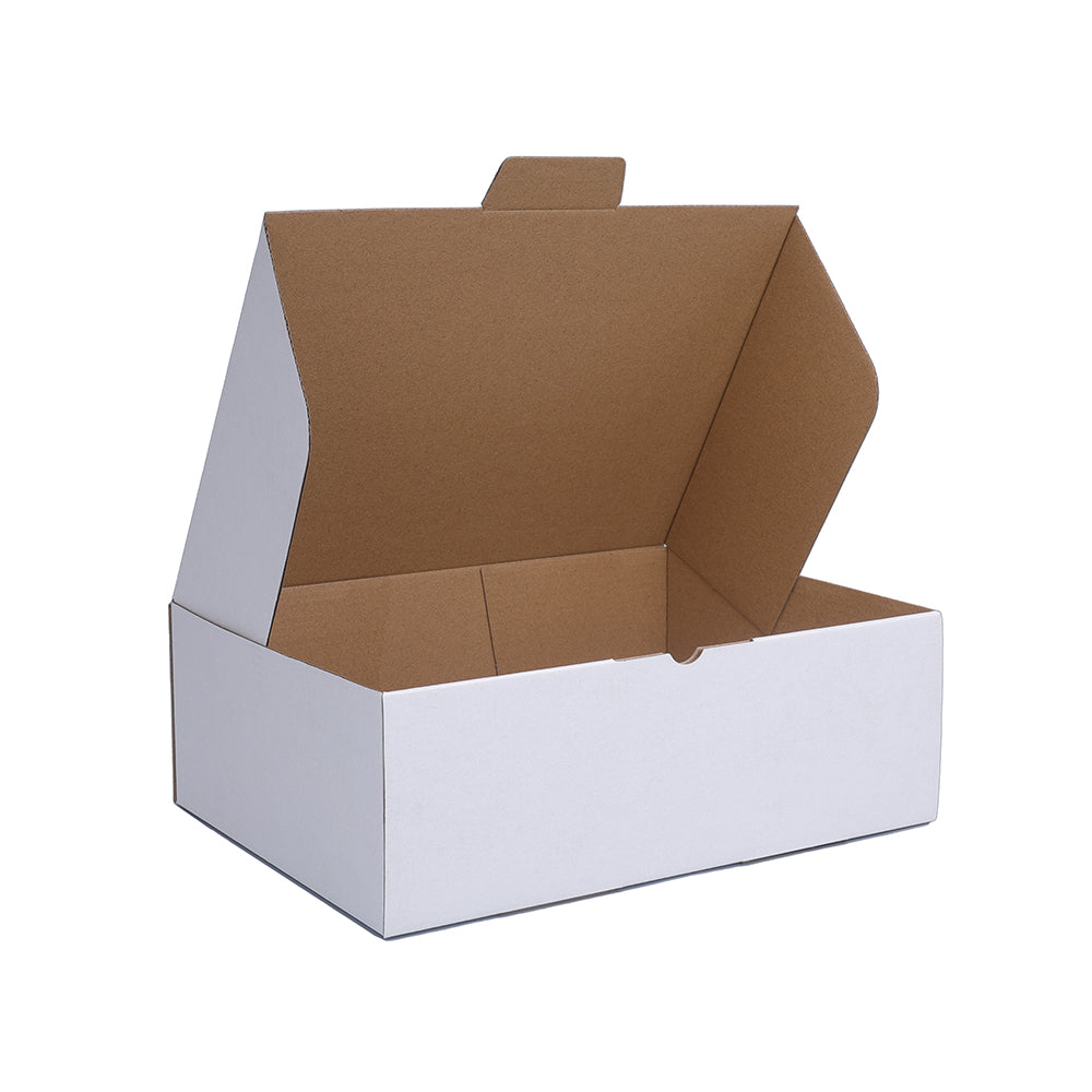 310 x 225 x 120mm A4 Die cut White Mailing Box B91