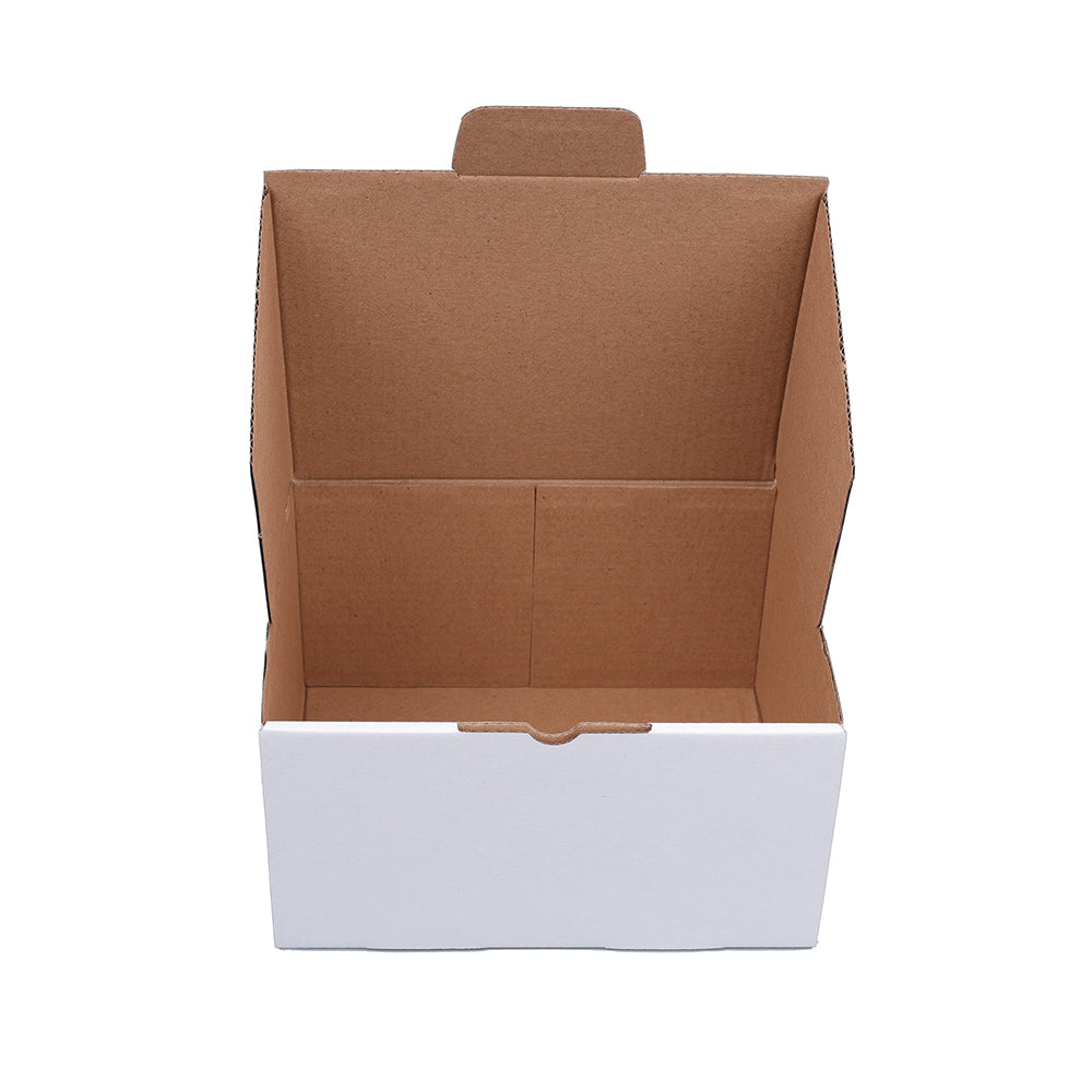 176 x 135 x 95mm Die cut White Mailing Box B117