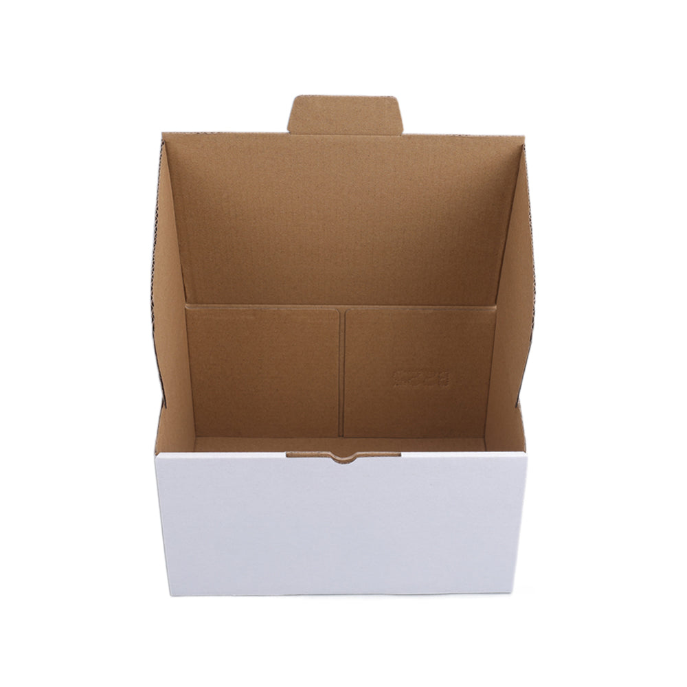 220 x 160 x 120mm A5 Die cut White Mailing Box B225