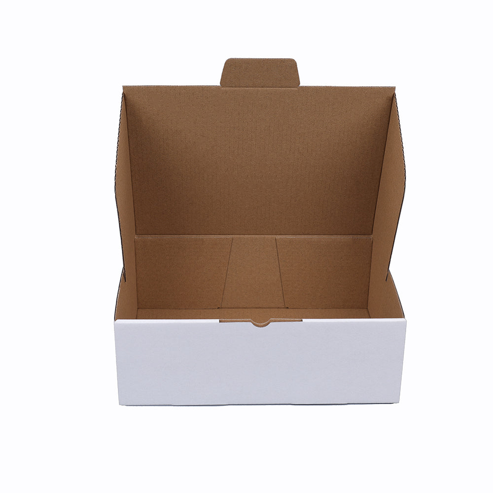 241 x 171 x 82mm Die cut White Mailing Box B214