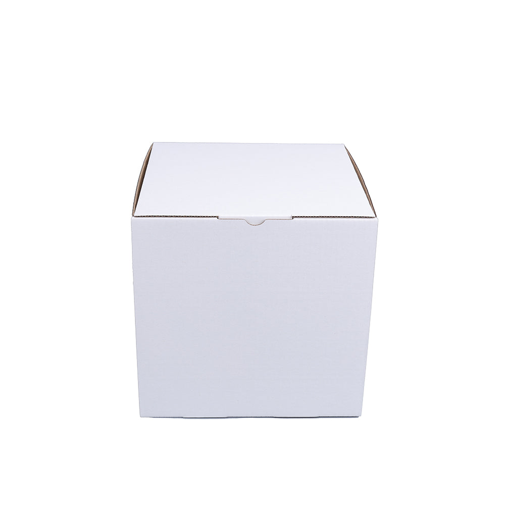 180 x 180 x 180mm Die cut White Mailing Box B158