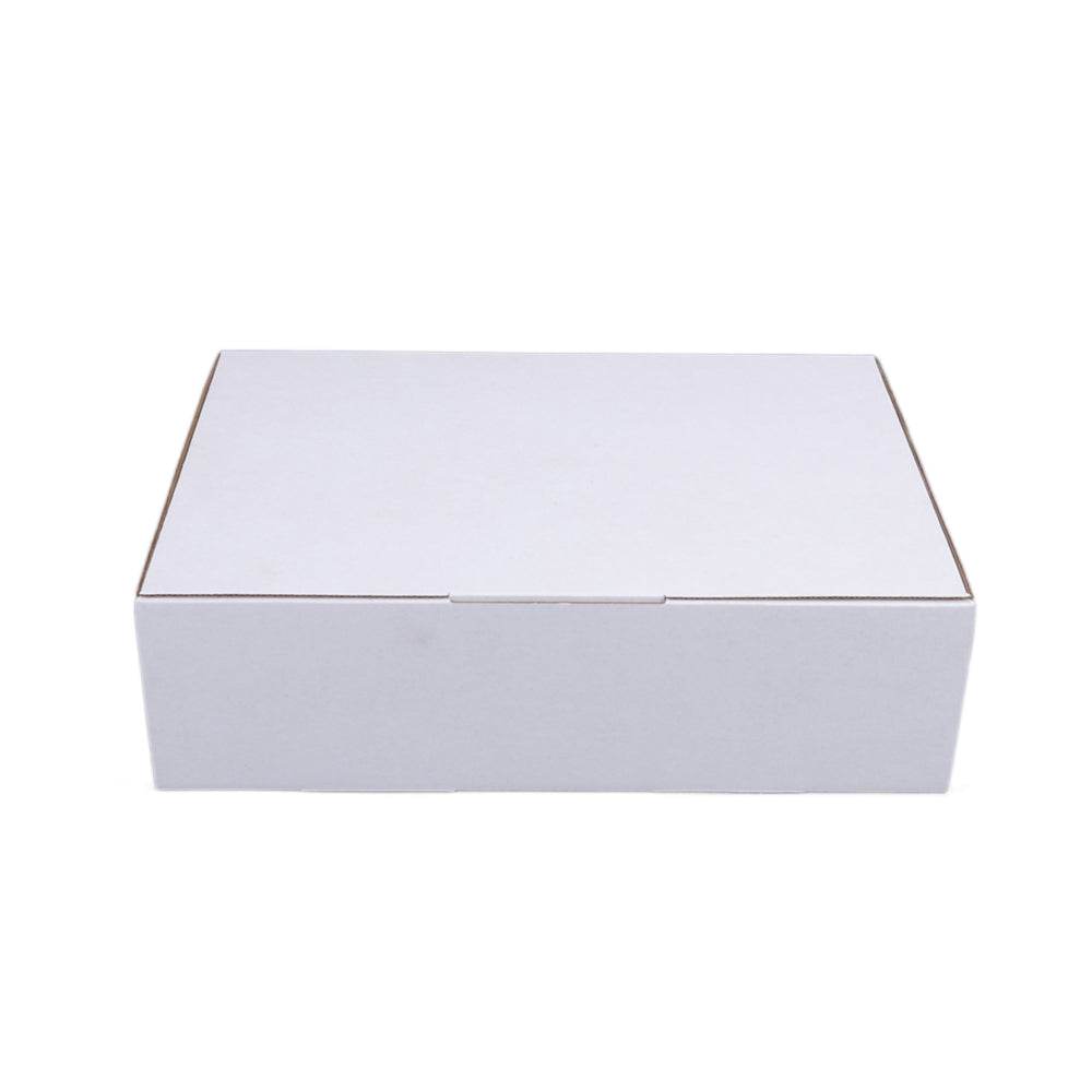 310 x 210 x 90mm A4 Die cut White Mailing Box B224