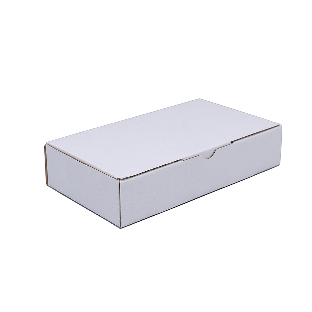 230 x 120 x 70mm Die cut White Mailing Box B216D