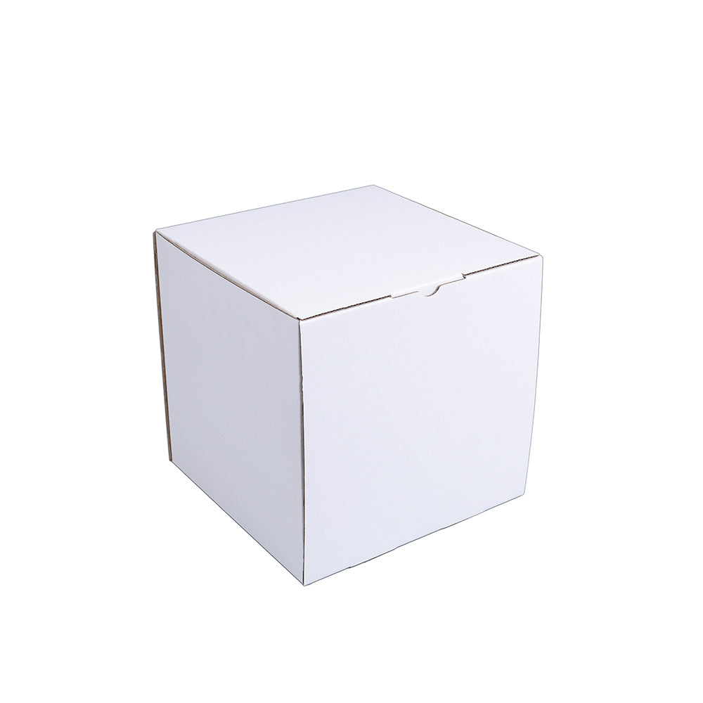 180 x 180 x 180mm Die cut White Mailing Box B158