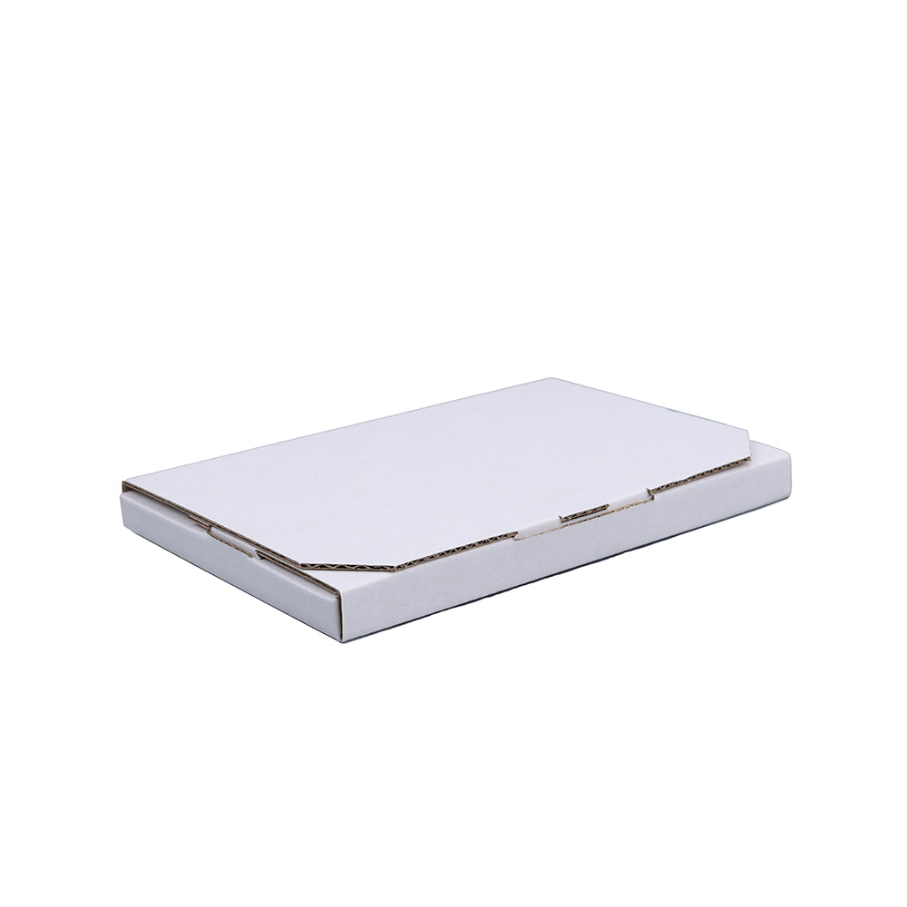 192 x 125 x 16mm White Superflat Large Letter Mailing Box B10