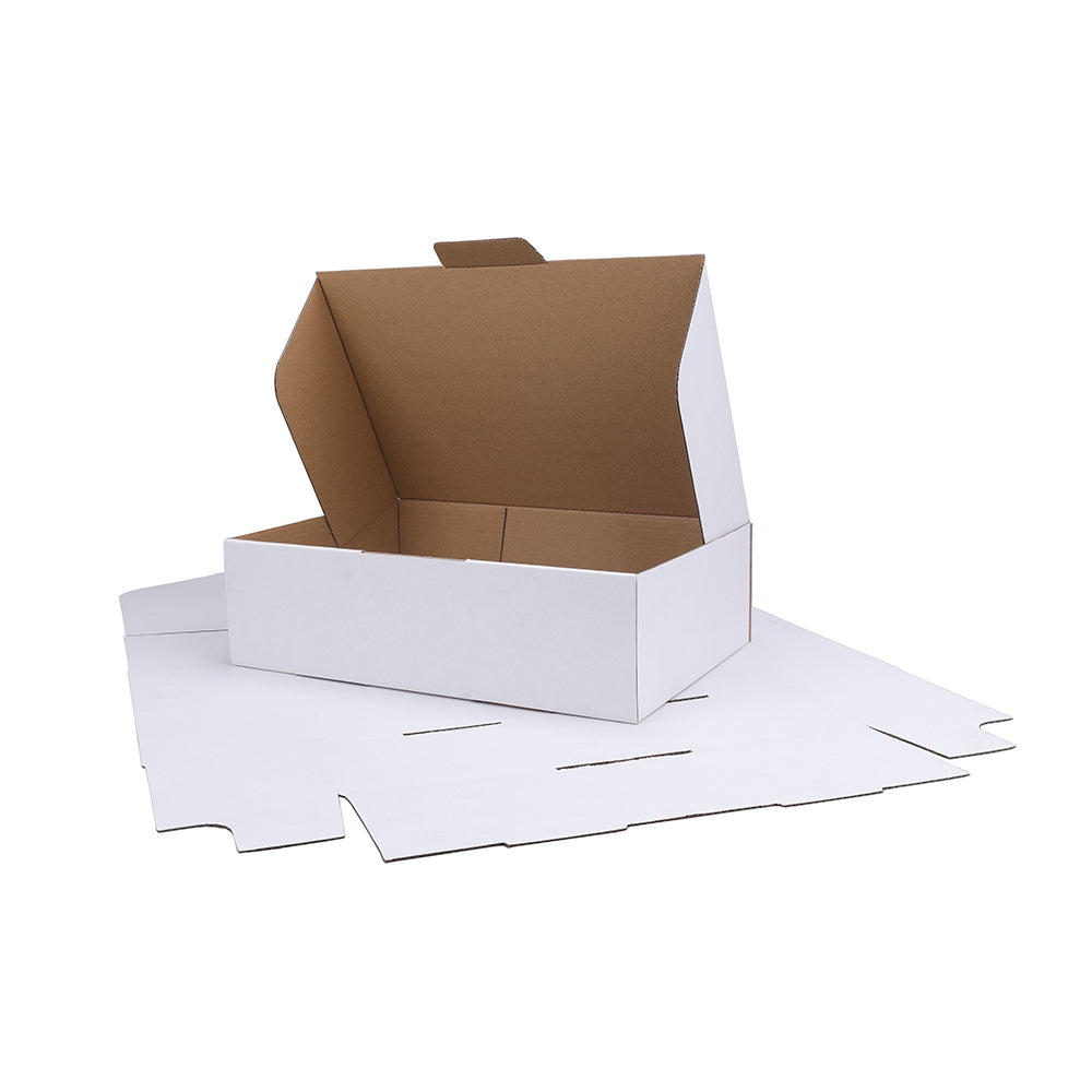 310 x 210 x 90mm A4 Die cut White Mailing Box B224
