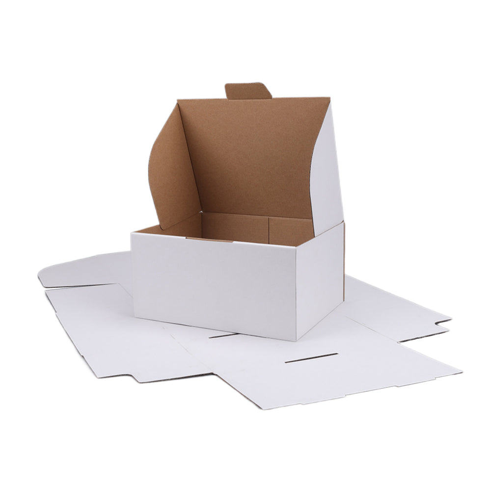 240 x 190 x 120mm Die cut White Mailing Box B275