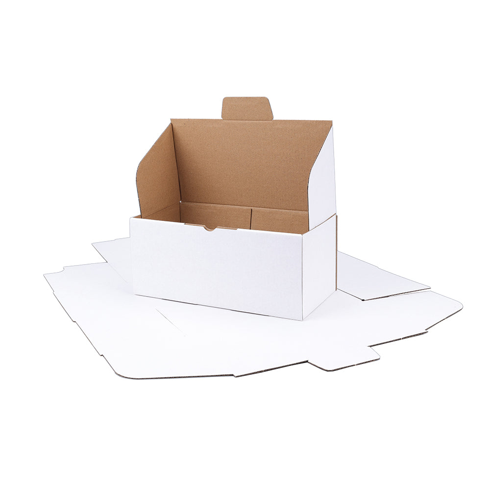 220 x 110 x 95mm Die cut White Mailing Box B147