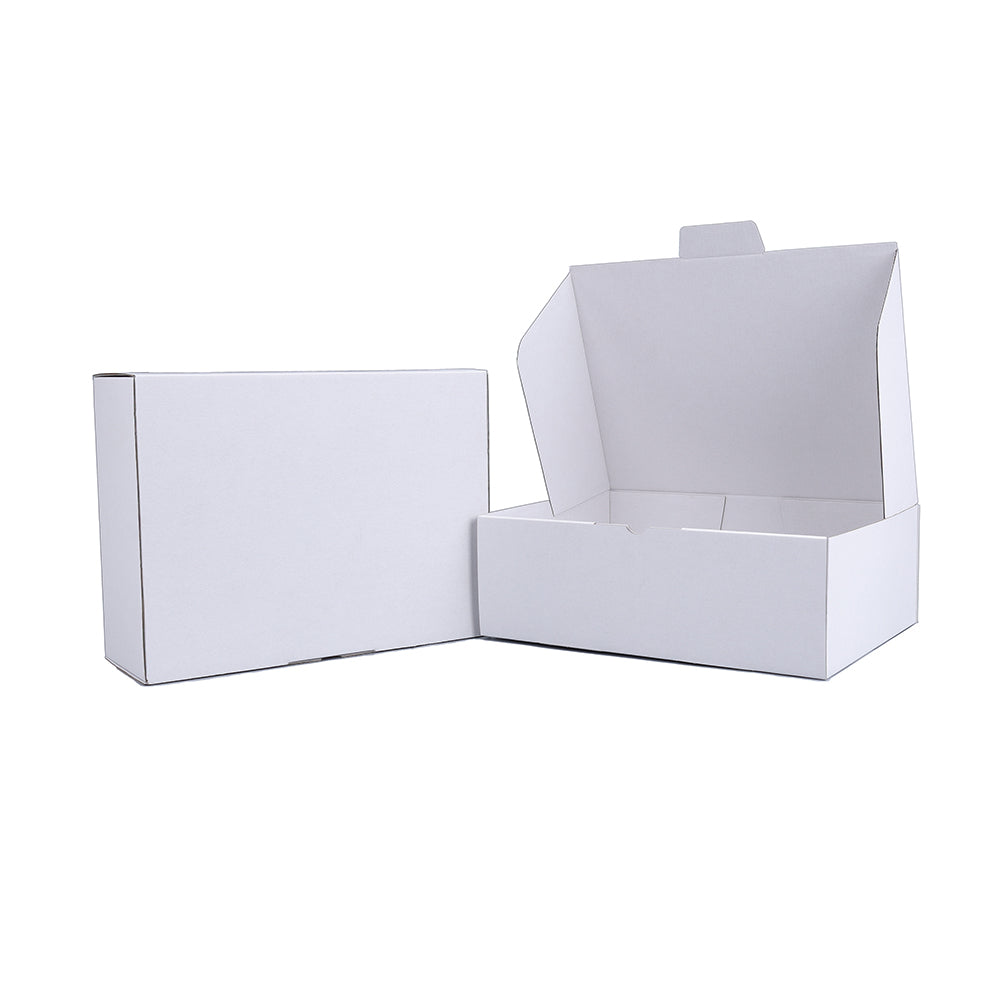 310 x 230 x 105mm A4 Die cut Full White Mailing Box B291