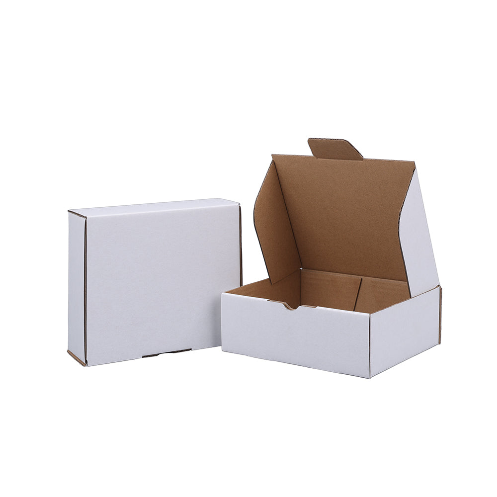 Die cut Mailing Box 145 x 120 x 50mm White B245