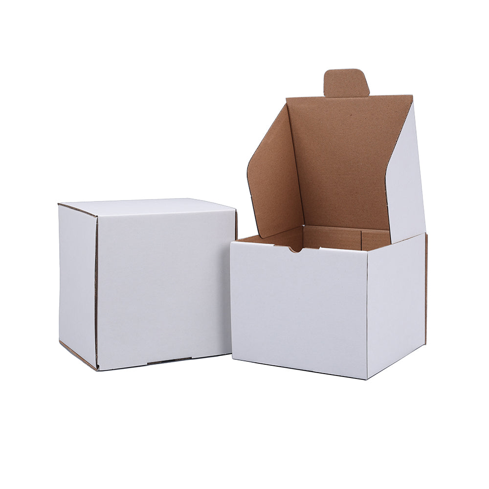 Die cut Mailing Box 140 x 140 x 115mm White B112