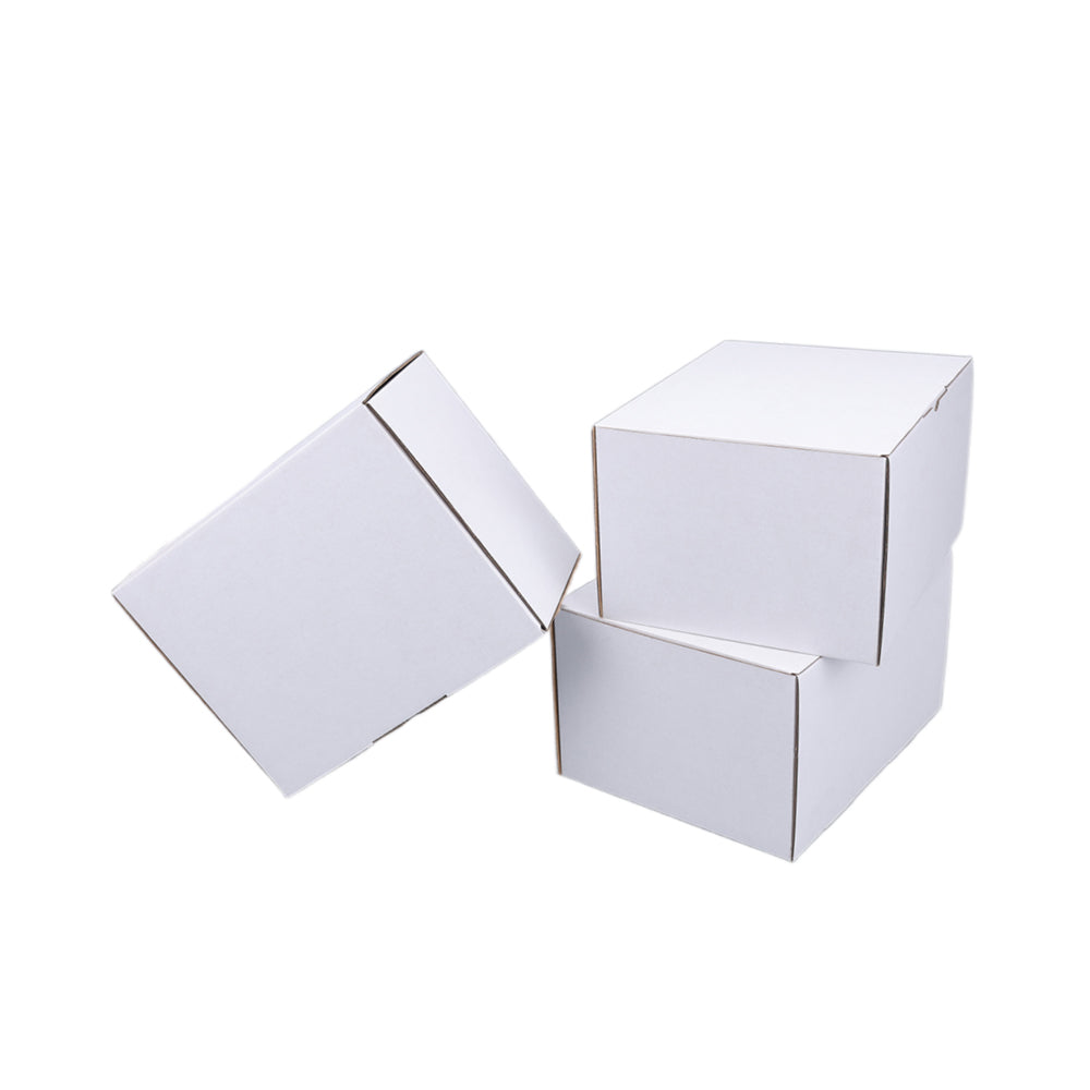 230 x 180 x 130mm Die cut White Mailing Box B153