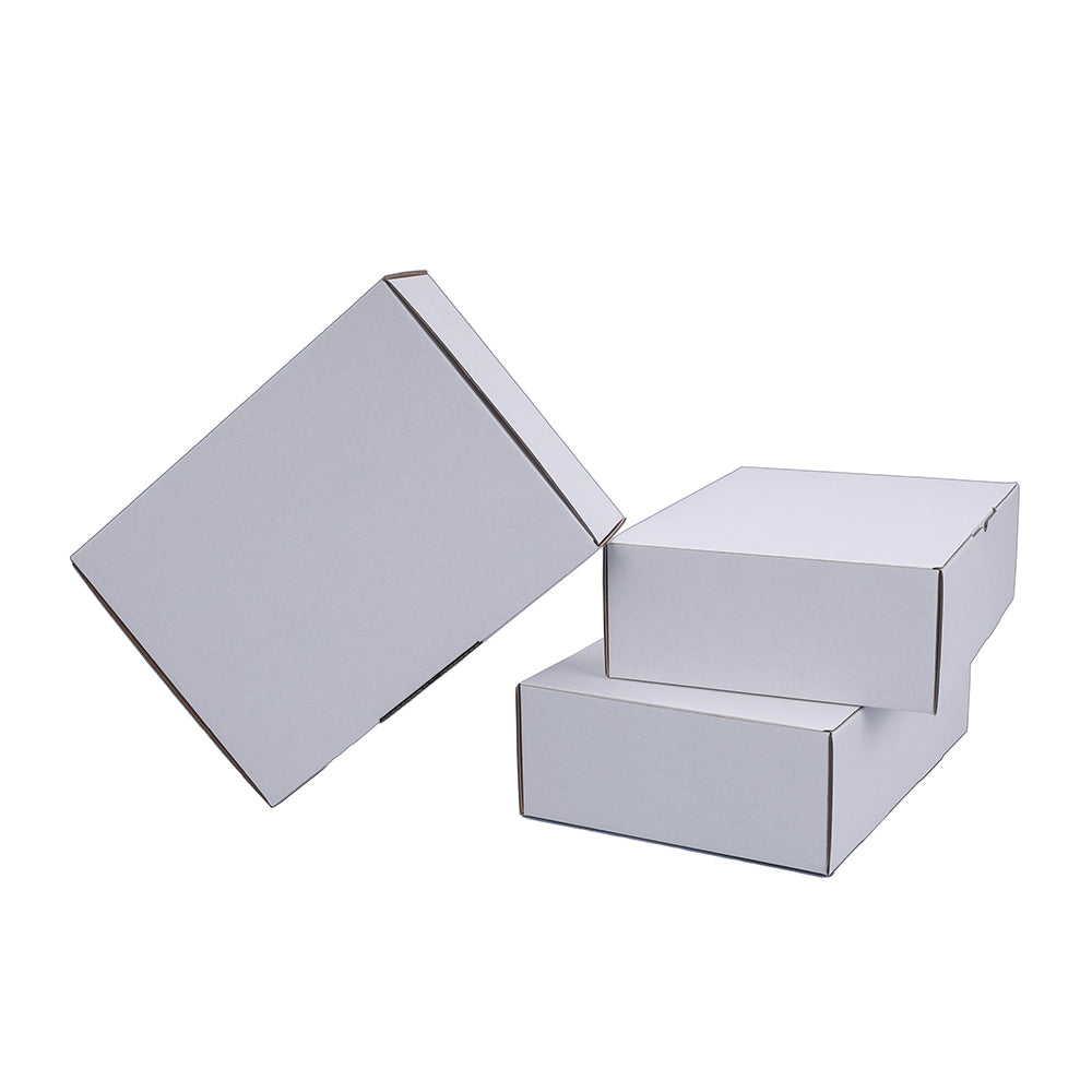 250 x 180 x 75mm Die cut White Mailing Box B5