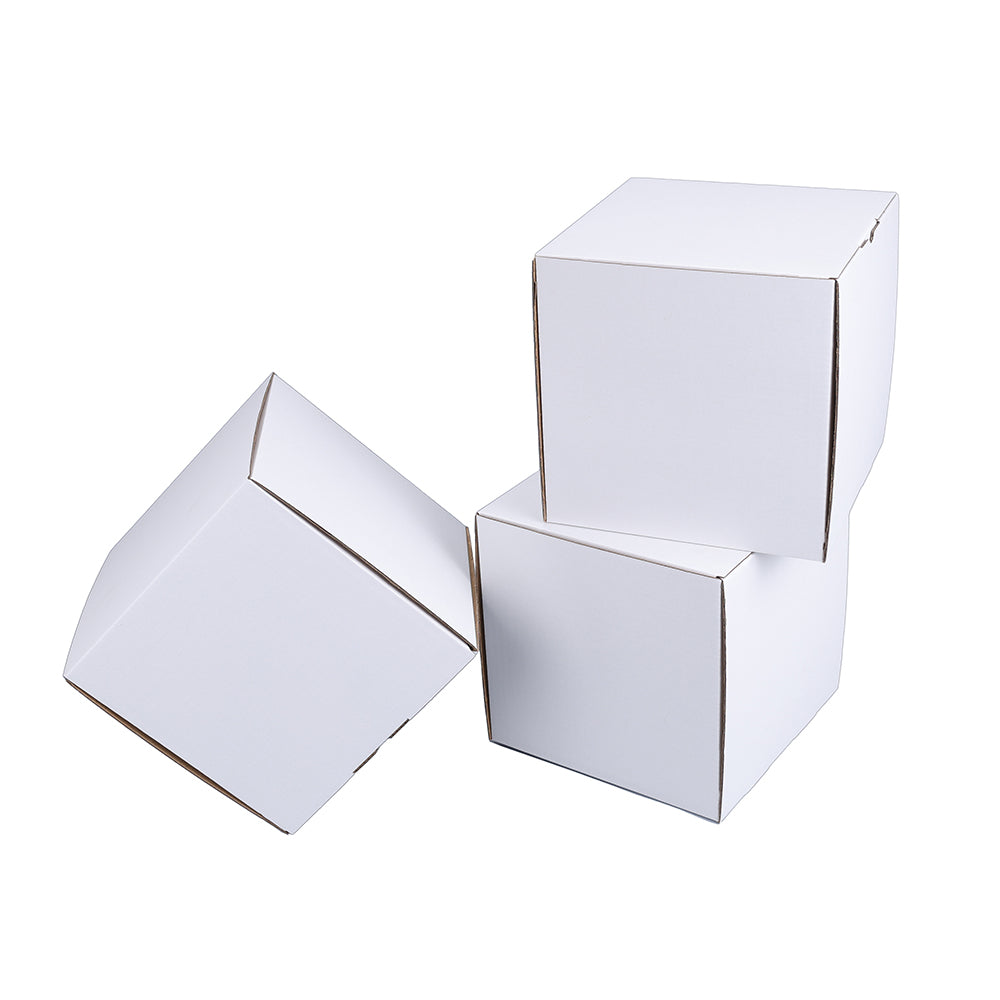180 x 180 x 180mm Die cut White Mailing Box B158