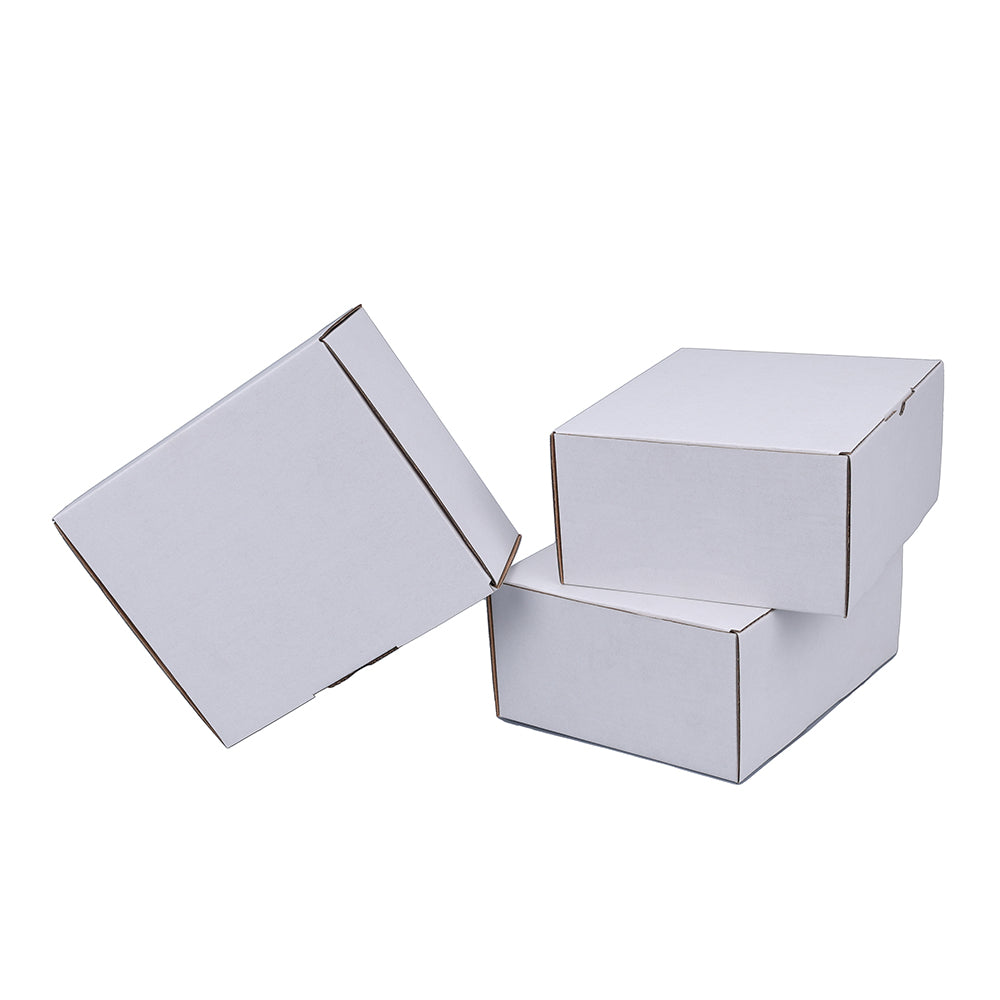 180 x 150 x 80mm Die cut White Mailing Box B247