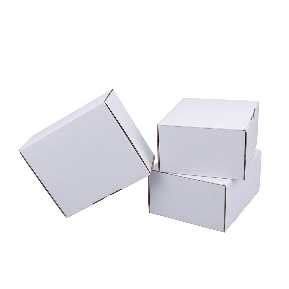 165 x 135 x 80mm Die cut White Mailing Box B218