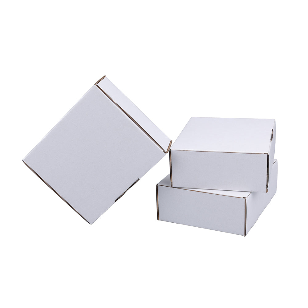 Die cut Mailing Box 145 x 120 x 50mm White B245
