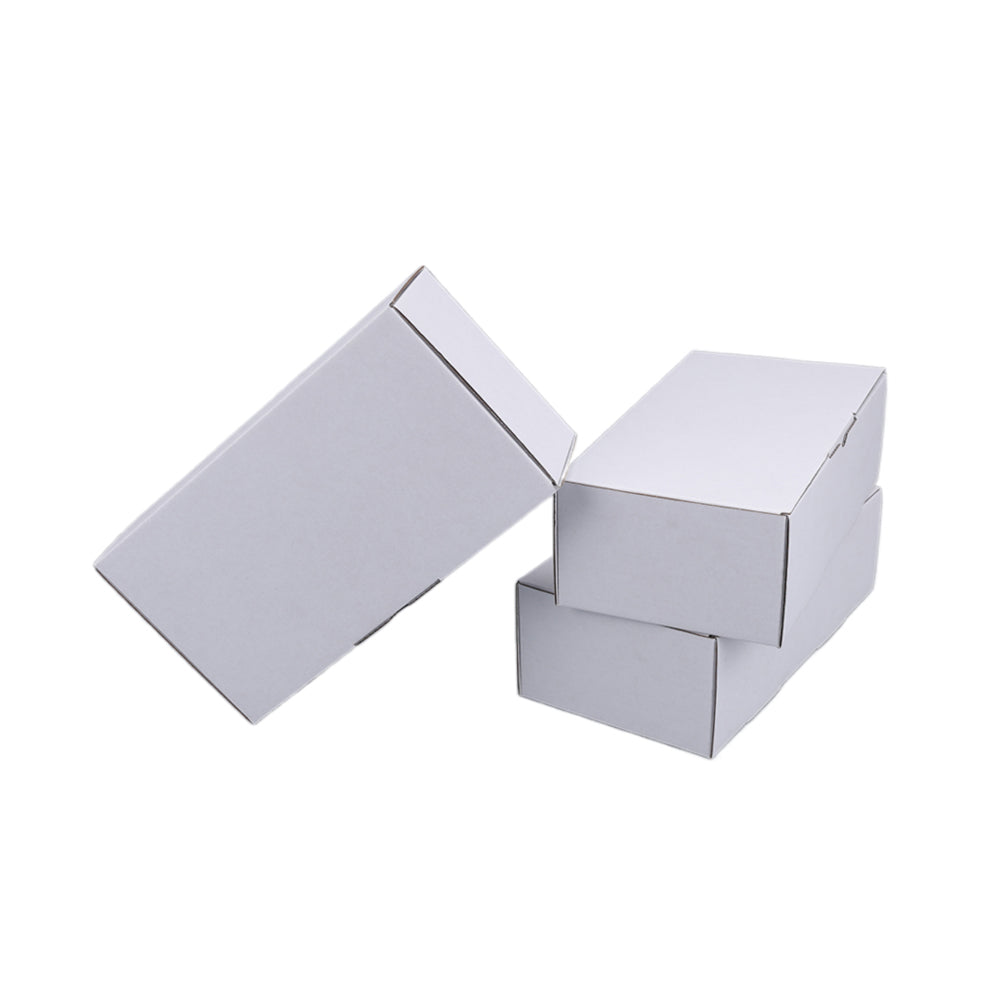 240 x 125 x 75mm Die cut Full White Mailing Box B288