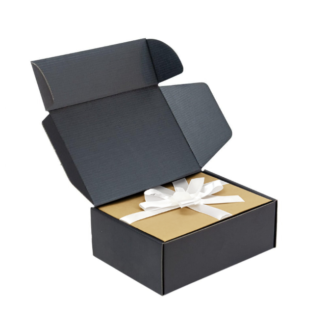 A4 Premium Tuck Full Black Mailing Box 310 x 230 x 105mm B196