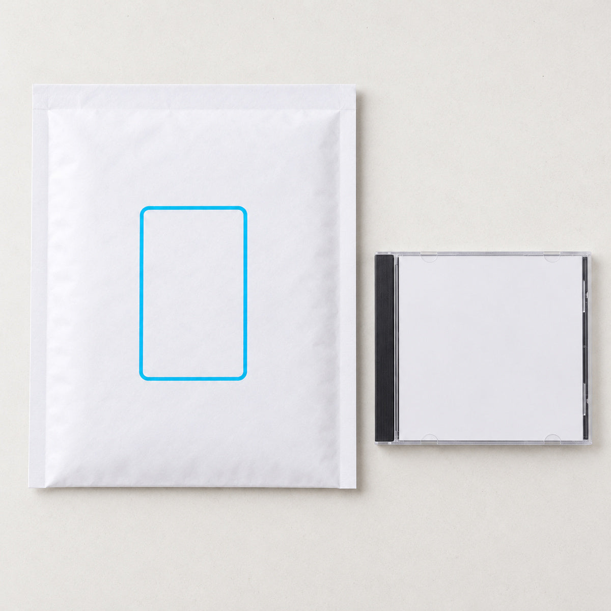 White kraft padded envelope 172 x 220mm printed - use pack
