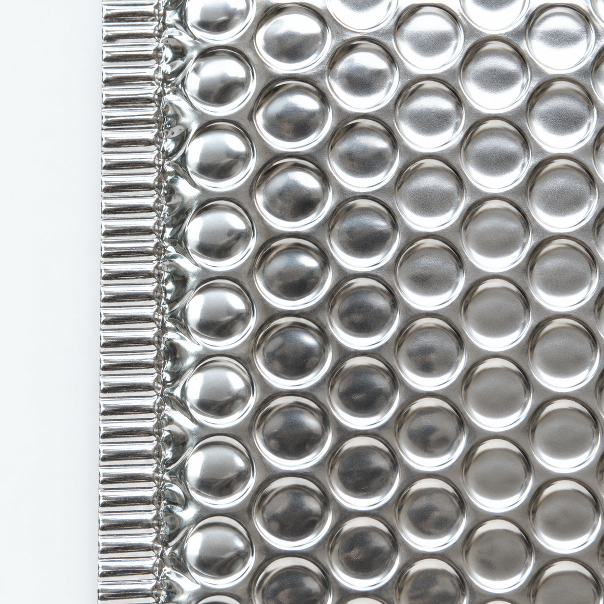 Silver metallic bubble mailer 210 x 290mm - 03-detail