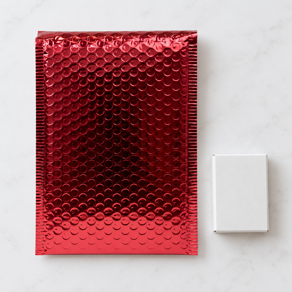 Red metallic bubble mailer 210 x 290mm - 03-use-gift