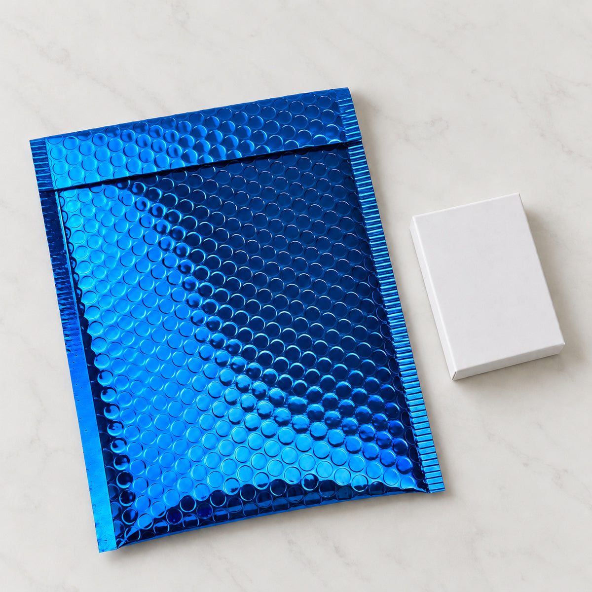 Royal Blue metallic bubble mailer 160 x 230mm - 03-use-gift