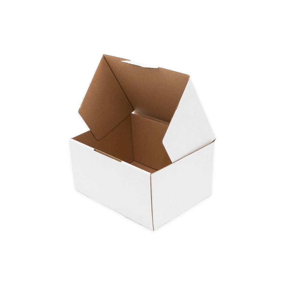 BoxMore 176 x 135 x 95mm Diecut White Mailing Box B117