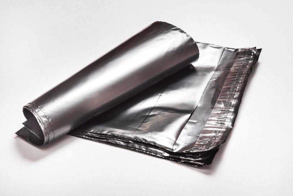 Black Poly Mailer 09 750mm x 900mm