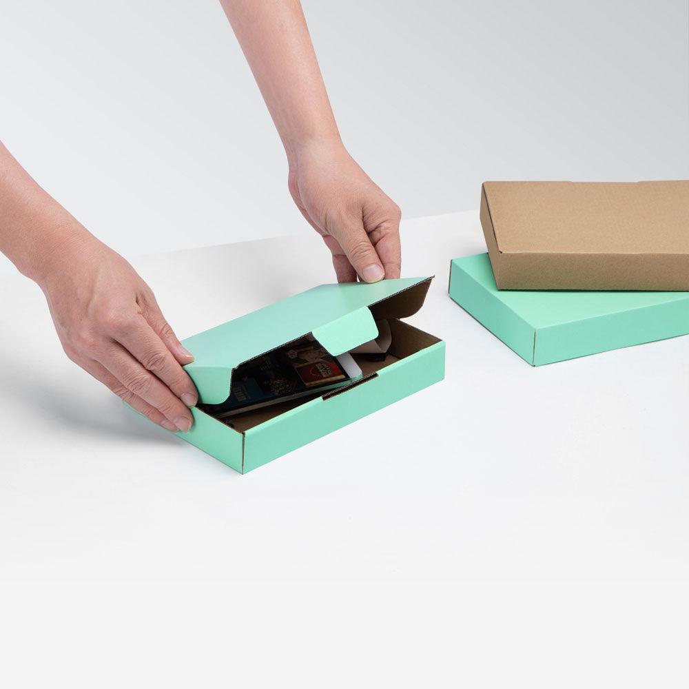Mint Blue 220 x 160 x 77mm Mailing Box B334 Diecut
