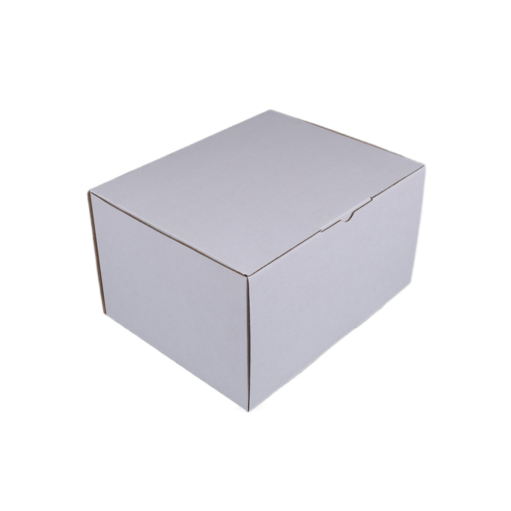 230 x 180 x 130mm Die cut White Mailing Box B153