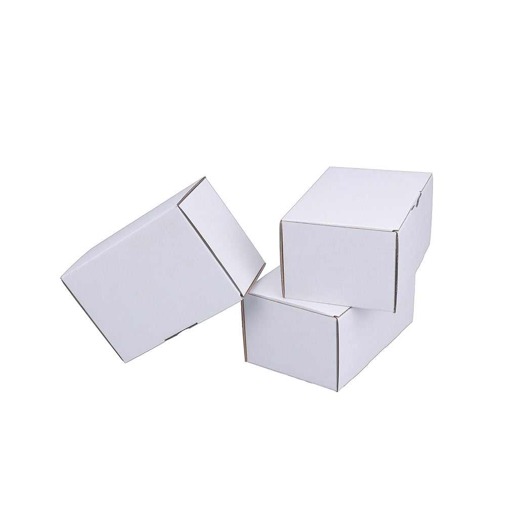 150 x 100 x 75mm Die Cut White Mailing Box B18