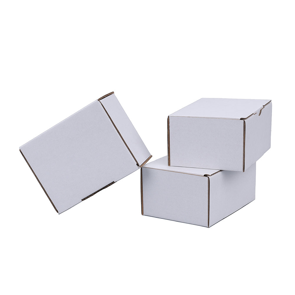 100 x 75 x 50mm White Die cut Mailing Box ECO Friendly B81
