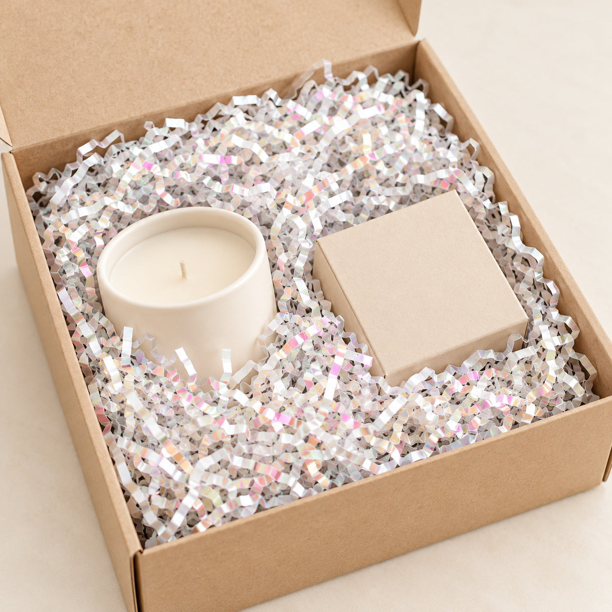 Laser shredded paper filler - gift scene