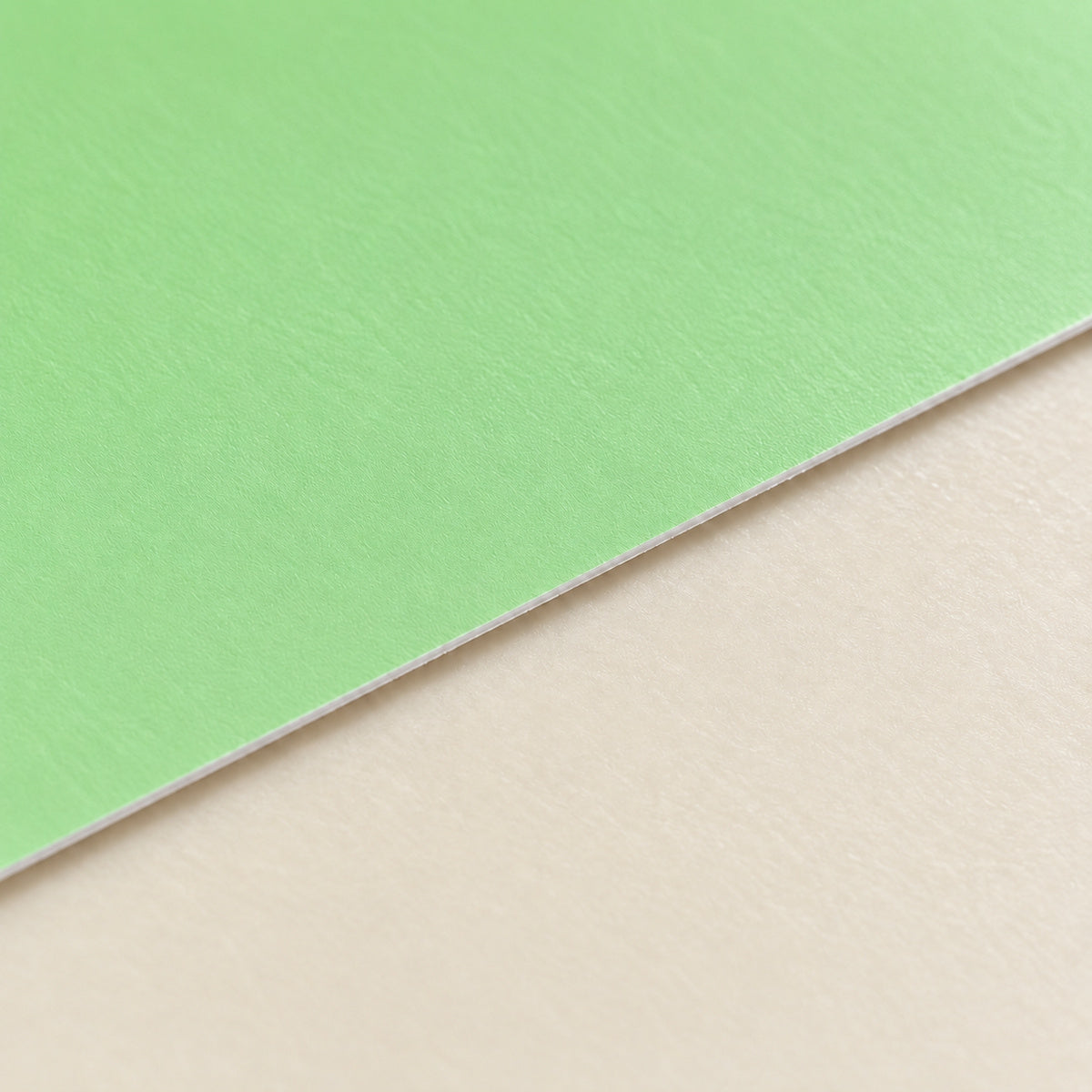 Light Green Direct Thermal Labels 100 x 150mm 4-Pack (76mm Core / 4000 Labels - A281) - detail