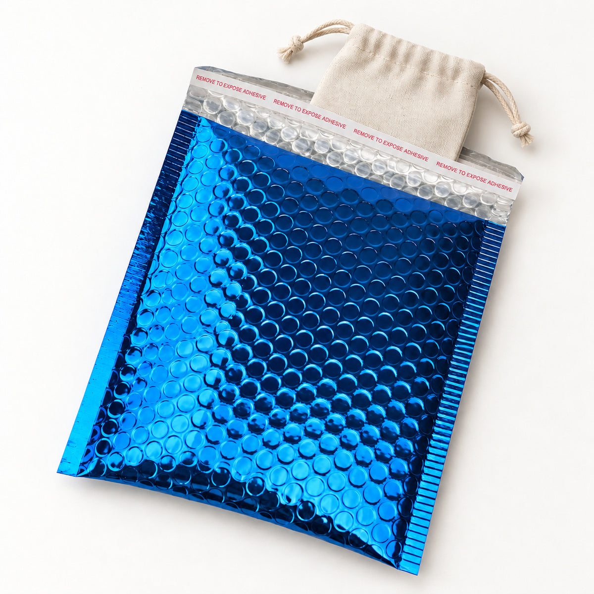 Royal Blue metallic bubble mailer 210 x 290mm - 04-use-accessory