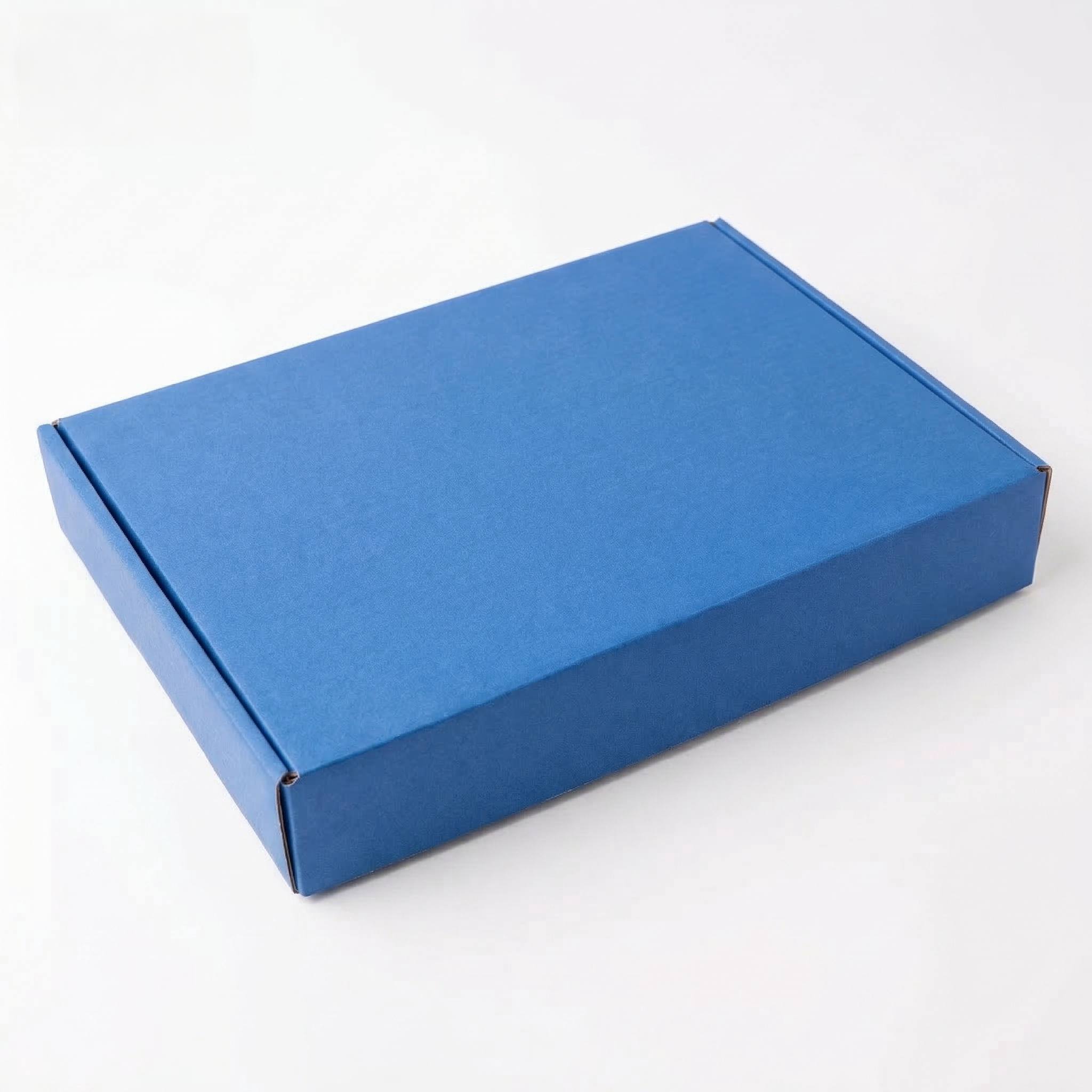220 x 145 x 35mm Die cut Blue Mailing Box B170