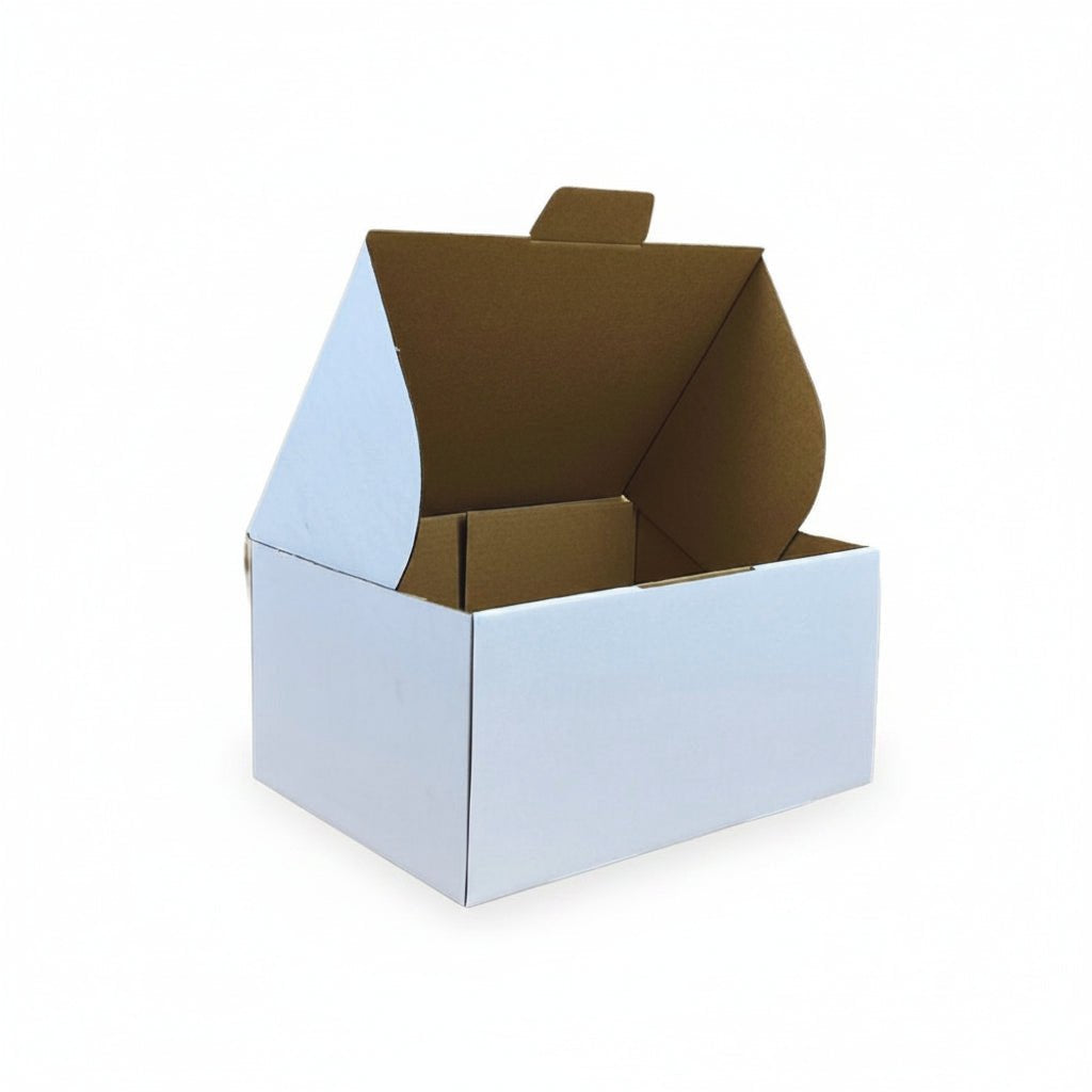 BoxMore 240 x 190 x 120mm Diecut White Mailing Box B275